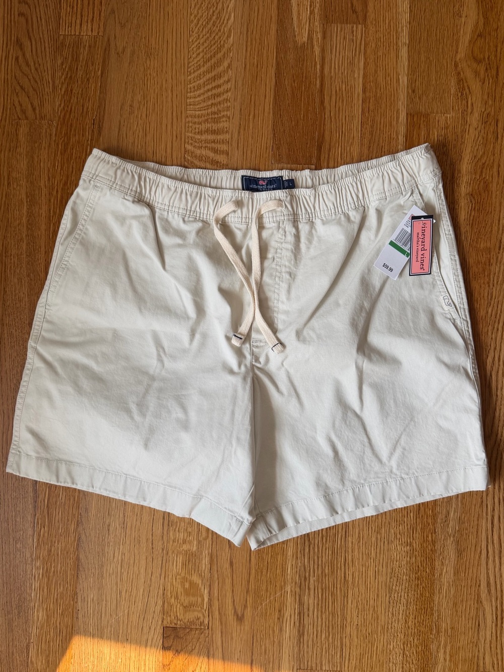 Men's Vineyard Vines 7 inch pull on Drawstring Shorts, Stone, Large, NWT
